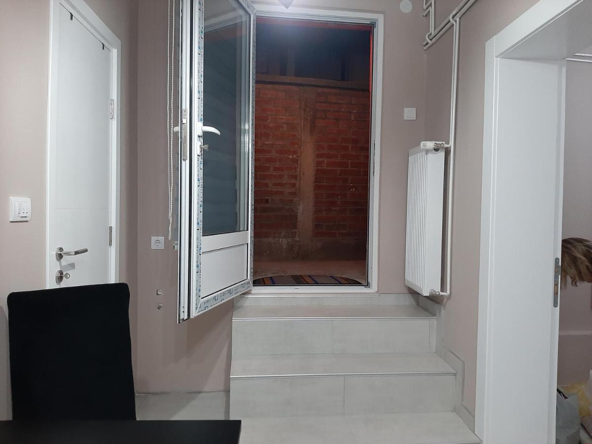 Apartment Sweet Dreams 4 Nis Bagian luar foto